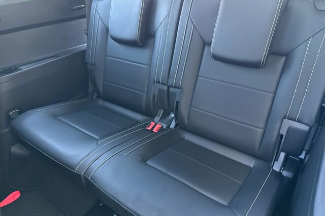 Certified 2023 Volkswagen Atlas SE w/ Panoramic Sunroof Package image 15