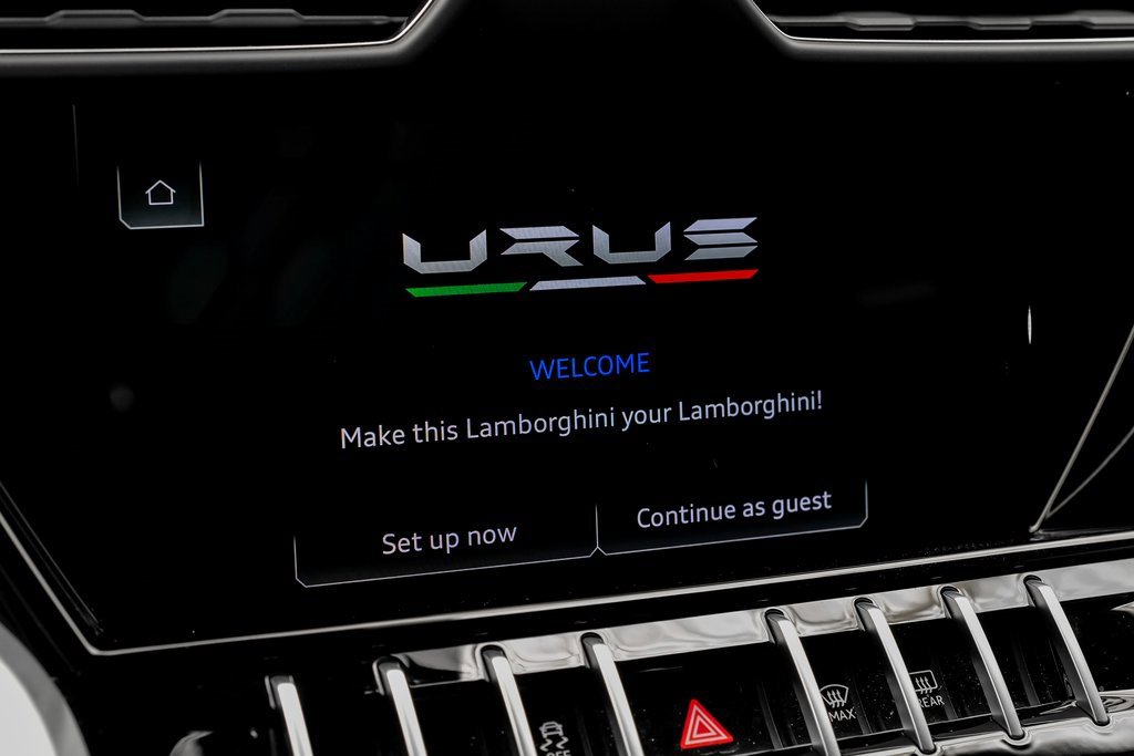 Used 2022 Lamborghini Urus image 22