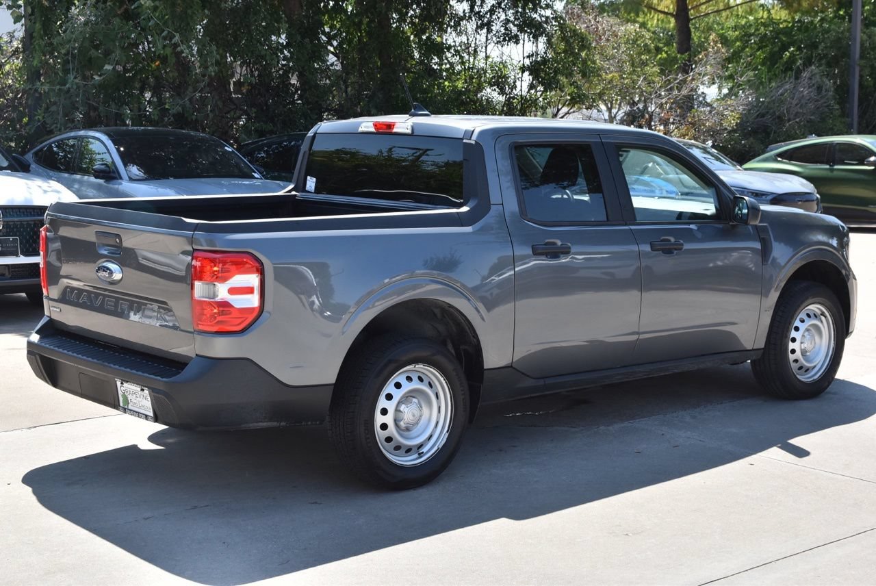 Used 2023 Ford Maverick XL FWD image 7