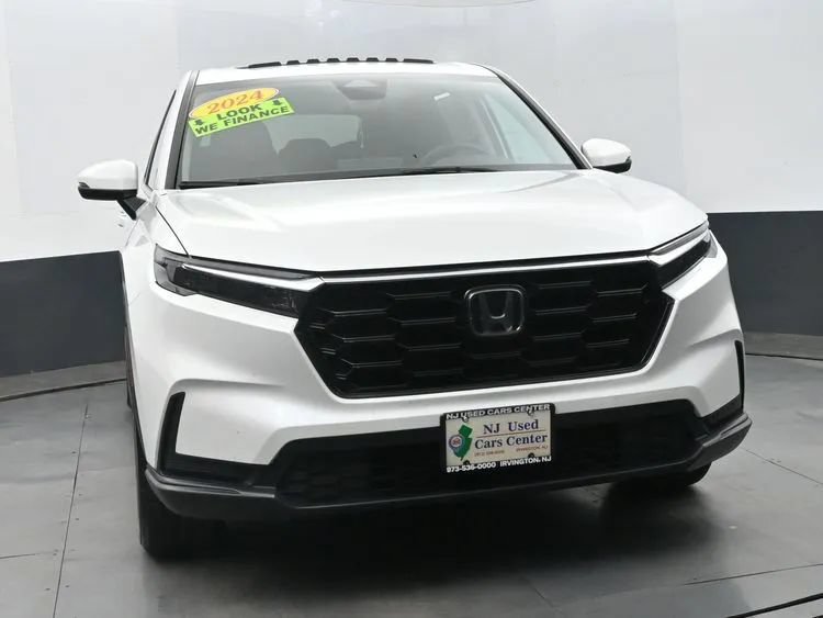 Used 2024 Honda CR-V EX image 3