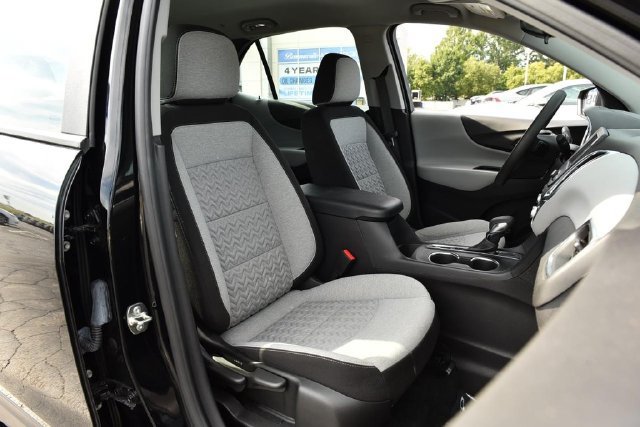 Used 2024 Chevrolet Equinox LS FWD image 18