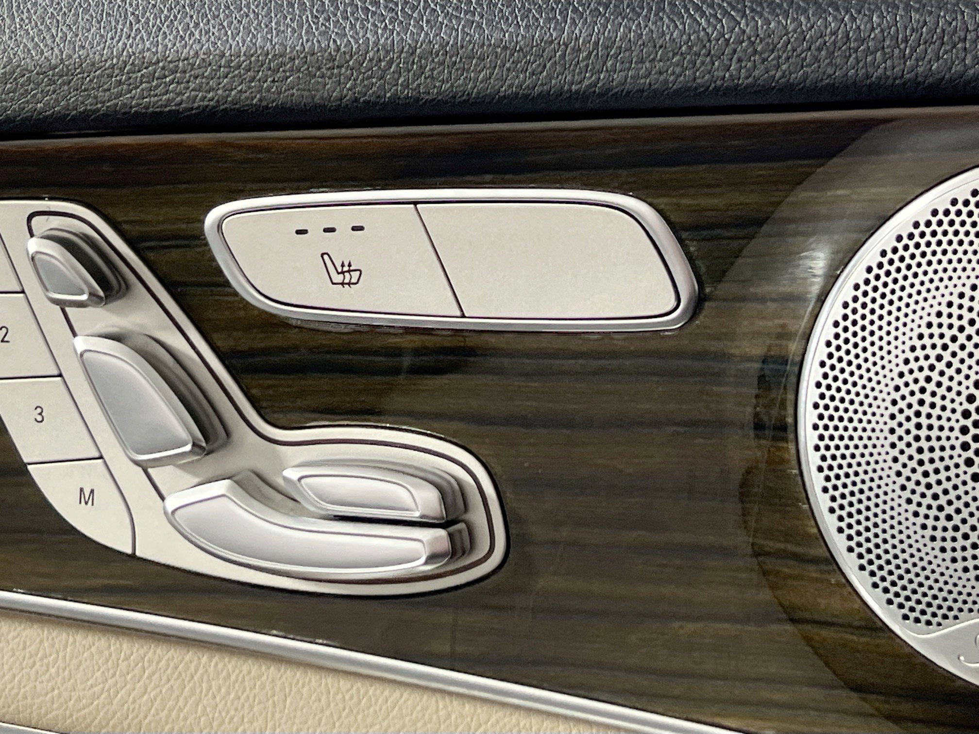 Used 2018 Mercedes-Benz C 300 4MATIC image 20