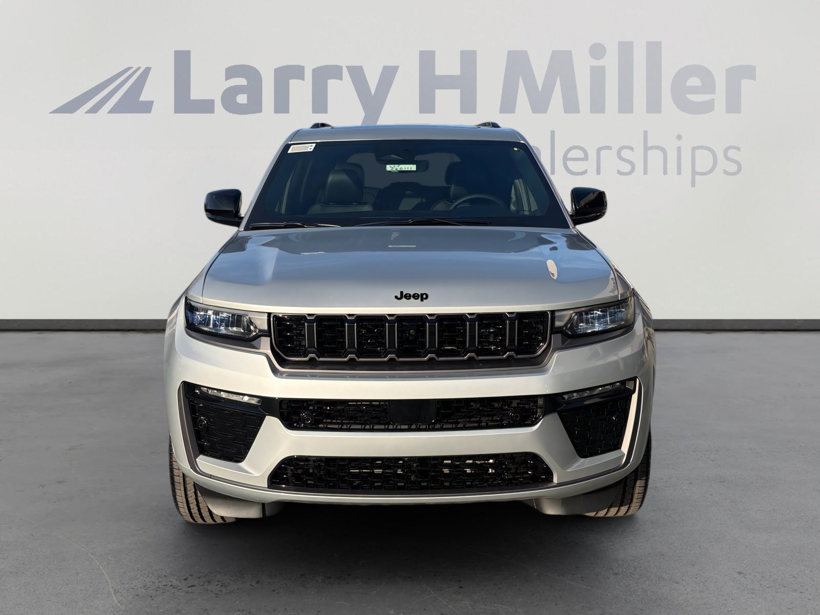 New 2026 Jeep Grand Cherokee Limited Reserve image 7