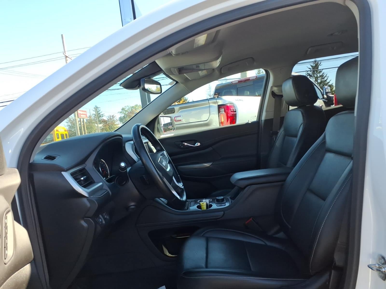 Used 2023 GMC Acadia SLT w/ Elevation Edition AWD/4WD image 19