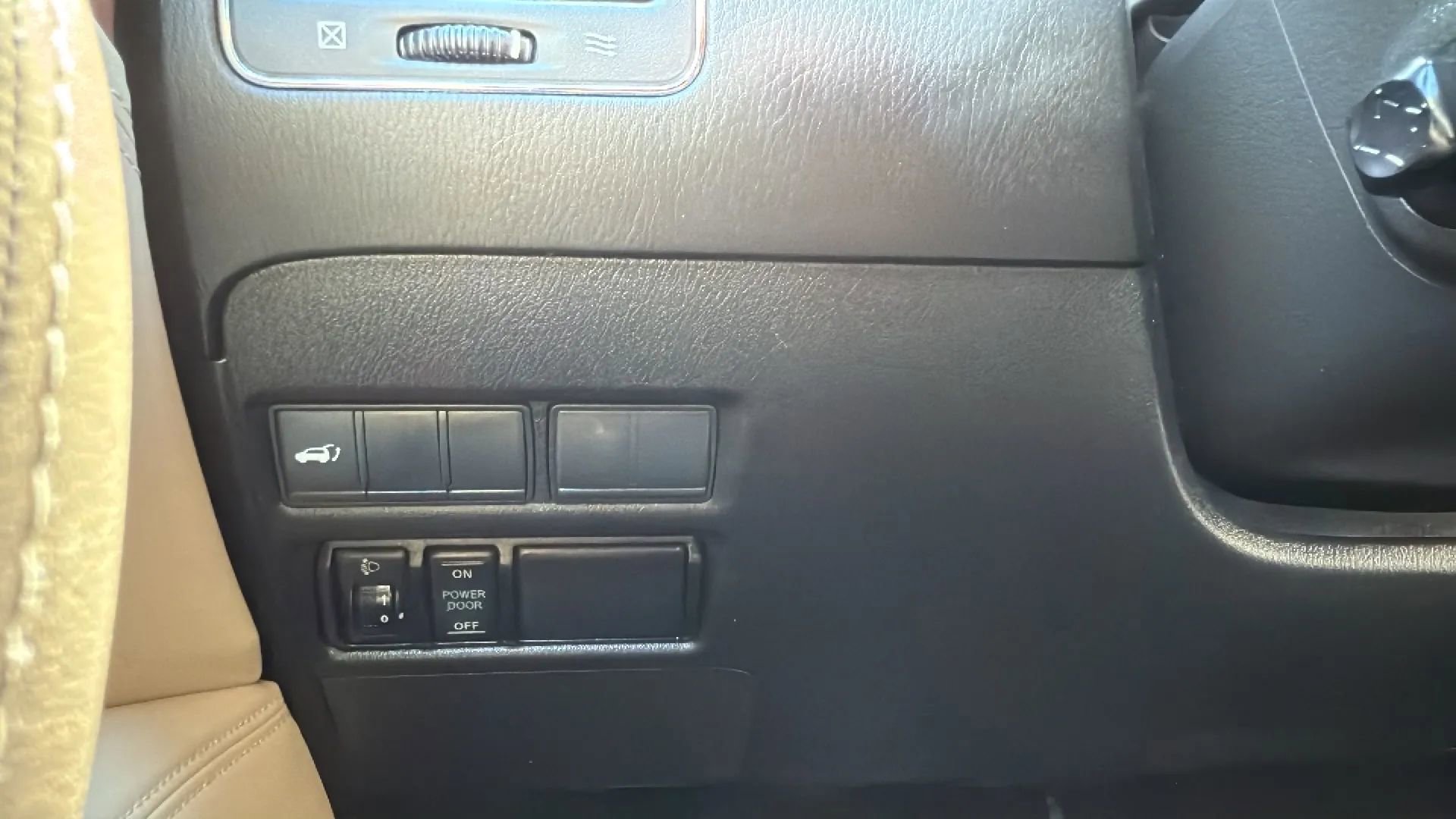 Used 2017 Nissan Armada SL image 15