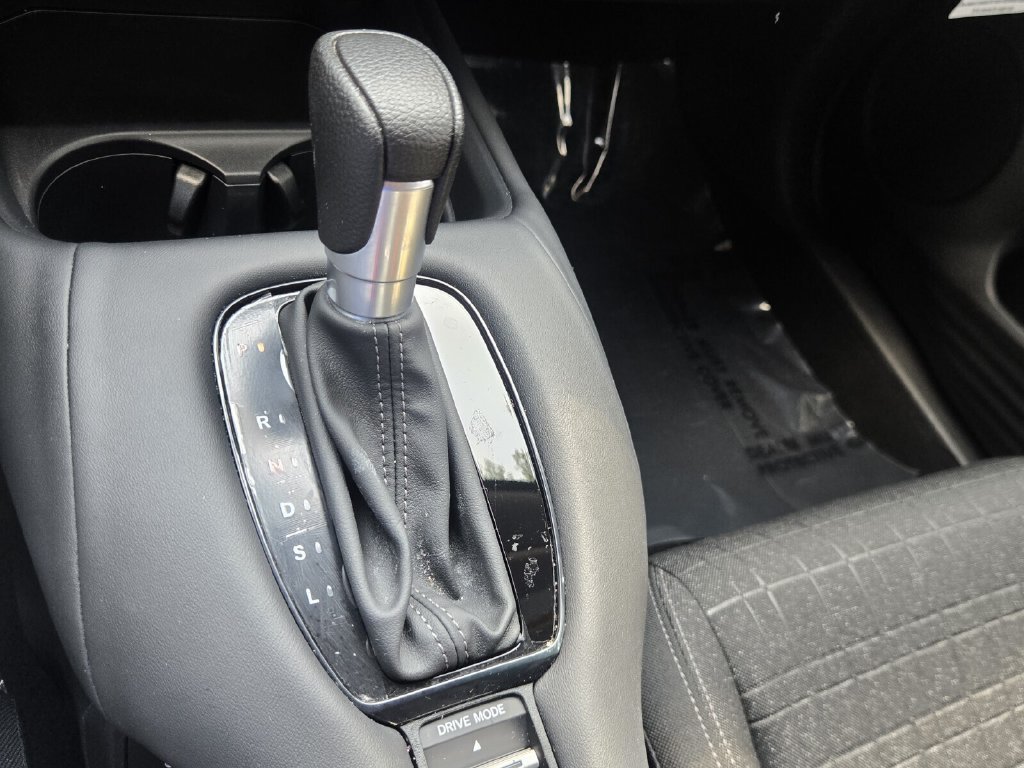 Used 2024 Honda HR-V LX image 19