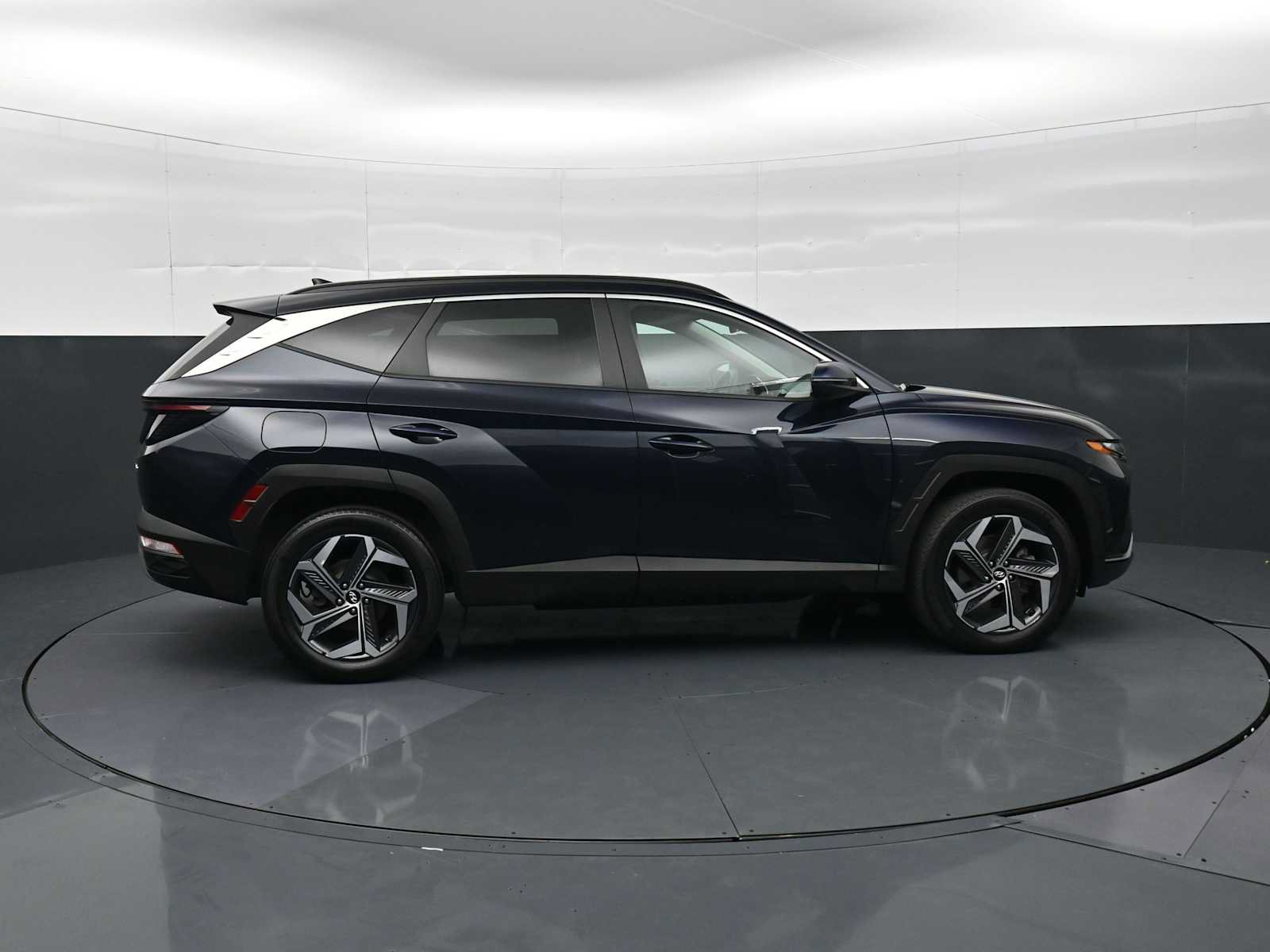 Used 2023 Hyundai Tucson SEL AWD/4WD image 4