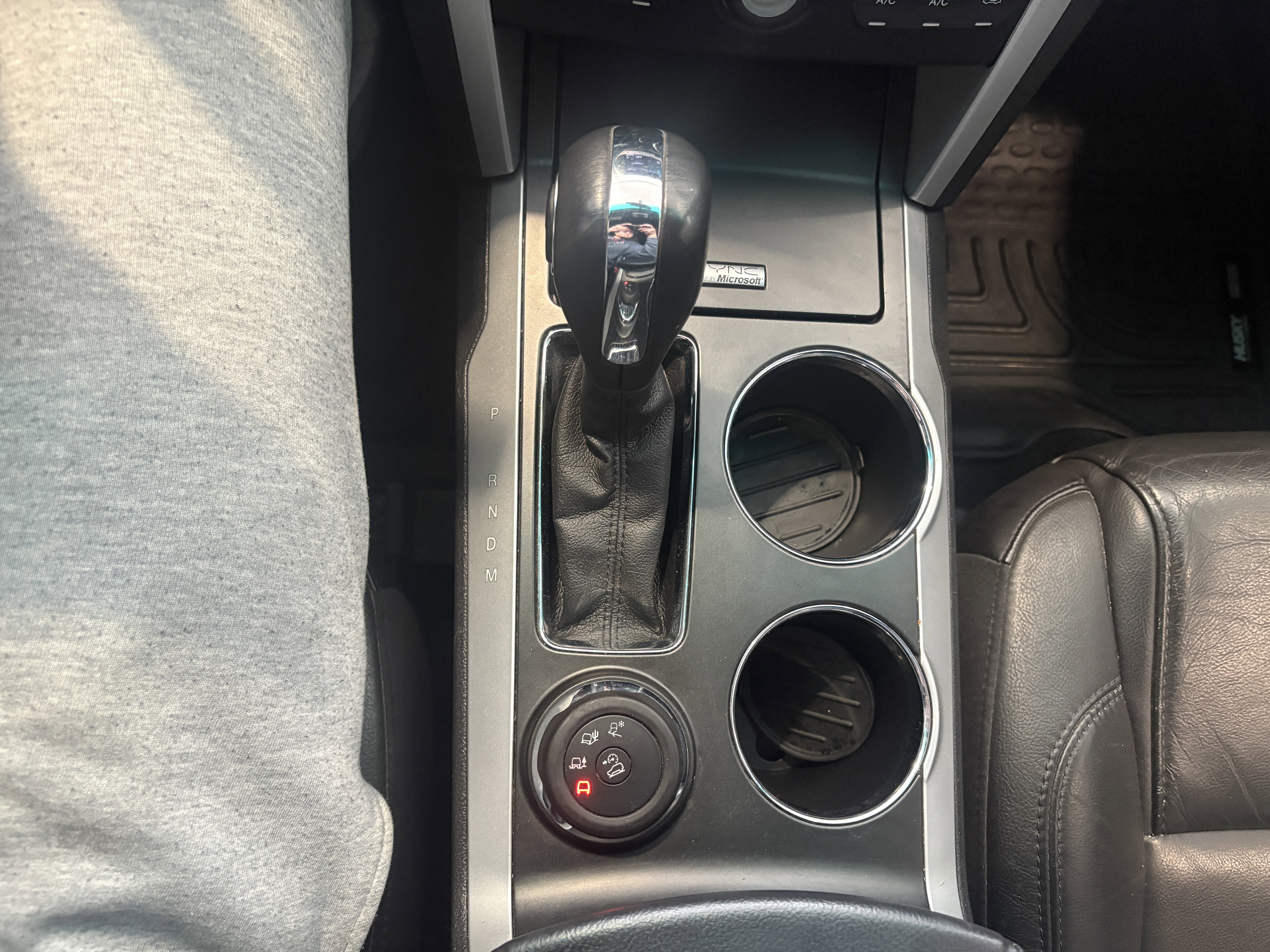 Used 2013 Ford Explorer XLT image 14