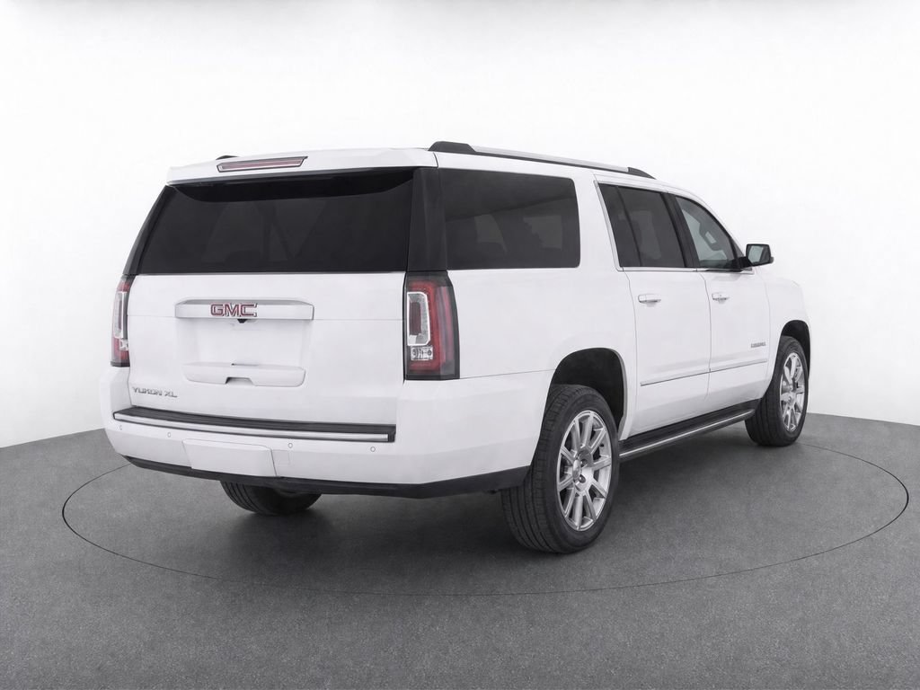 Used 2017 GMC Yukon XL Denali w/ Open Road Package AWD/4WD image 4
