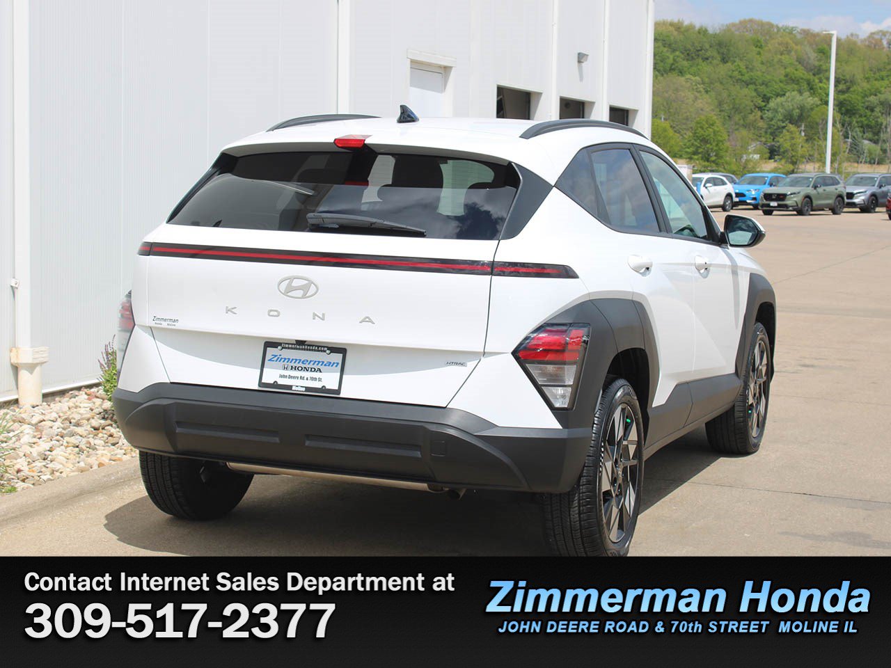 Used 2024 Hyundai Kona SEL AWD/4WD image 2