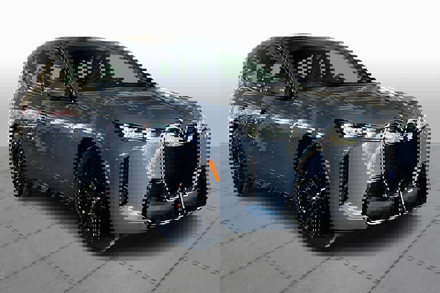 Used 2026 BMW iX xDrive45 image 2