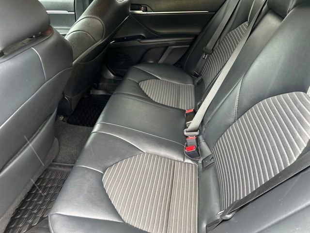 Used 2019 Toyota Camry SE FWD image 19