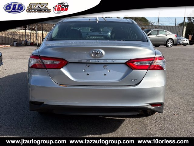 Used 2019 Toyota Camry LE FWD image 5