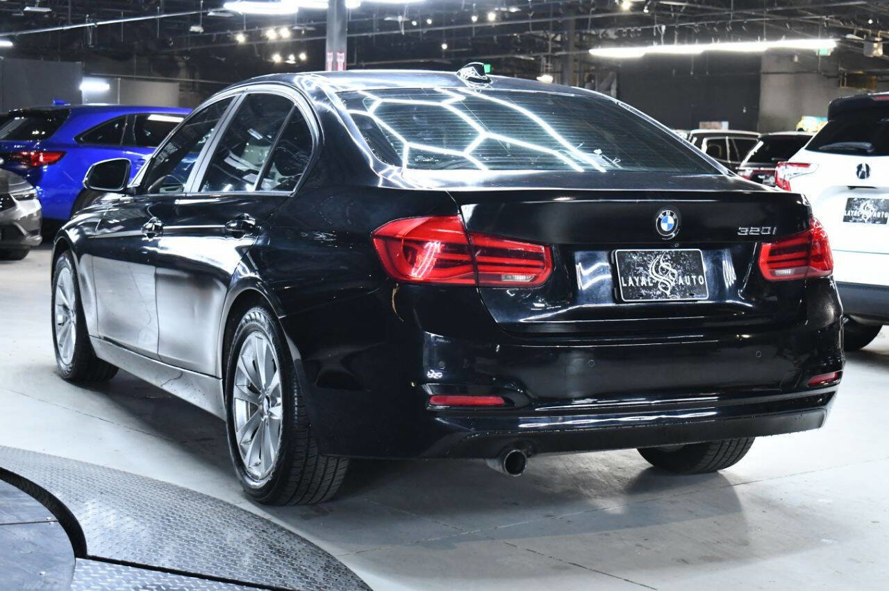 Used 2017 BMW 320i xDrive Sedan AWD/4WD image 8