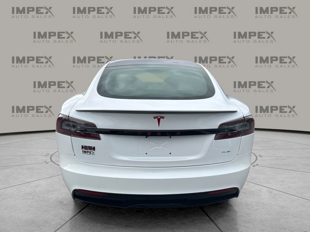 Used 2021 Tesla Model S Plaid image 4