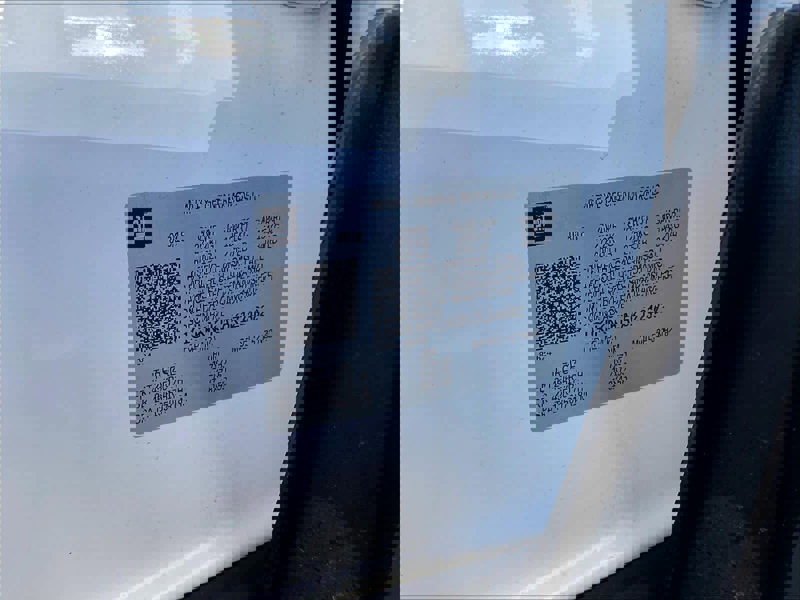 Used 2019 GMC Acadia SLE image 32