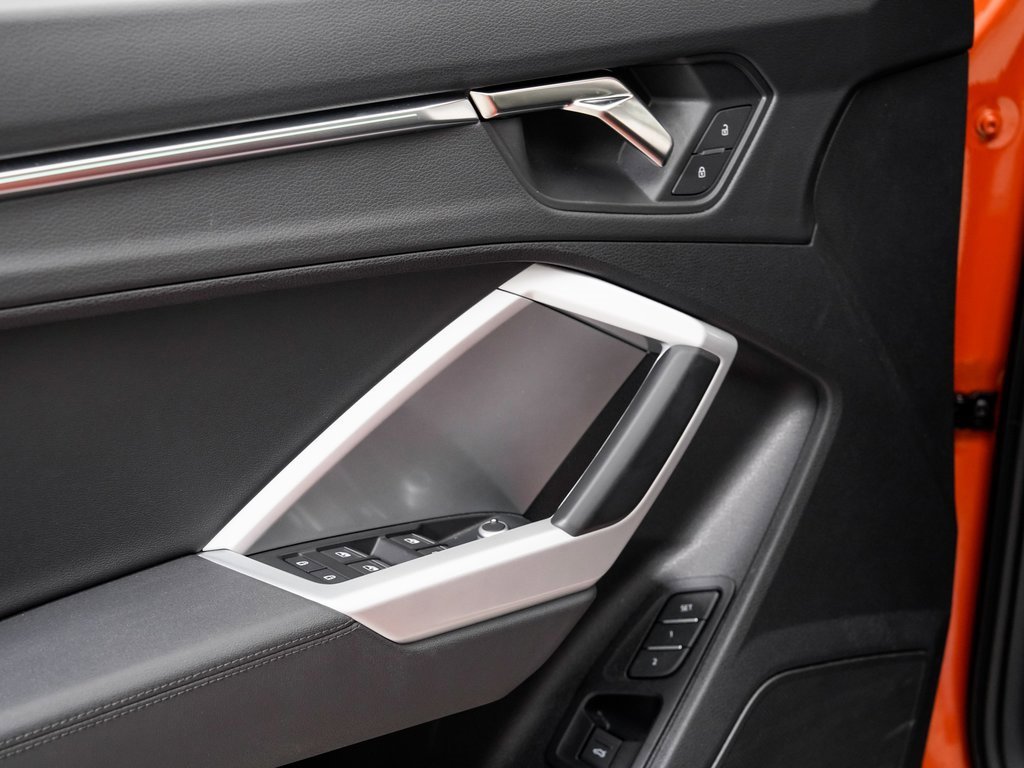 Used 2023 Audi Q3 2.0T Premium Plus w/ Premium Plus Package image 8