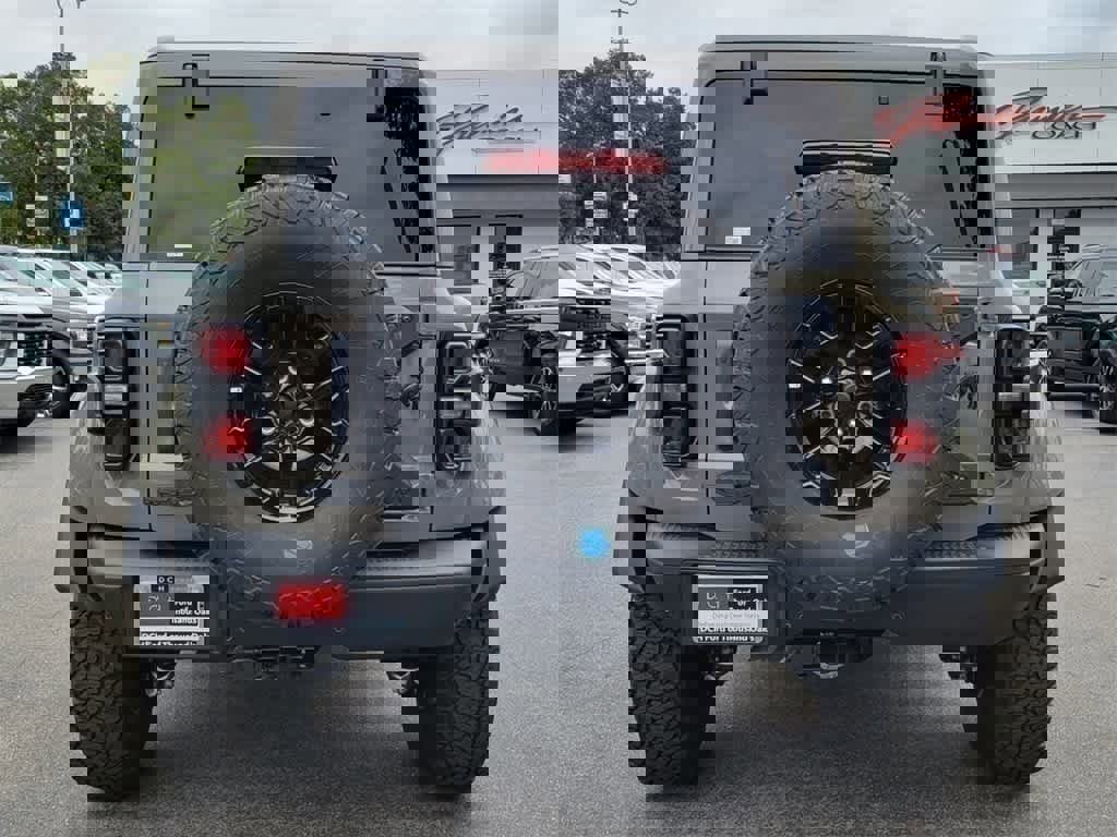 New 2025 Ford Bronco Raptor image 4