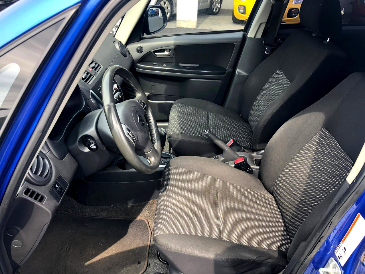 Used 2007 Suzuki SX4 AWD Hatchback image 8