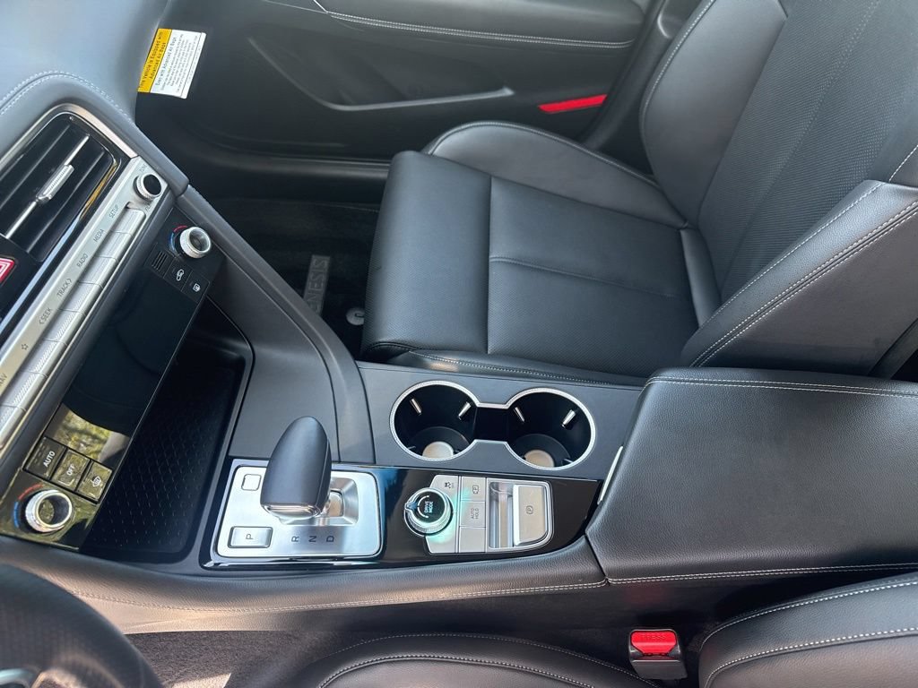 Used 2025 Genesis G70 2.5T AWD/4WD image 22