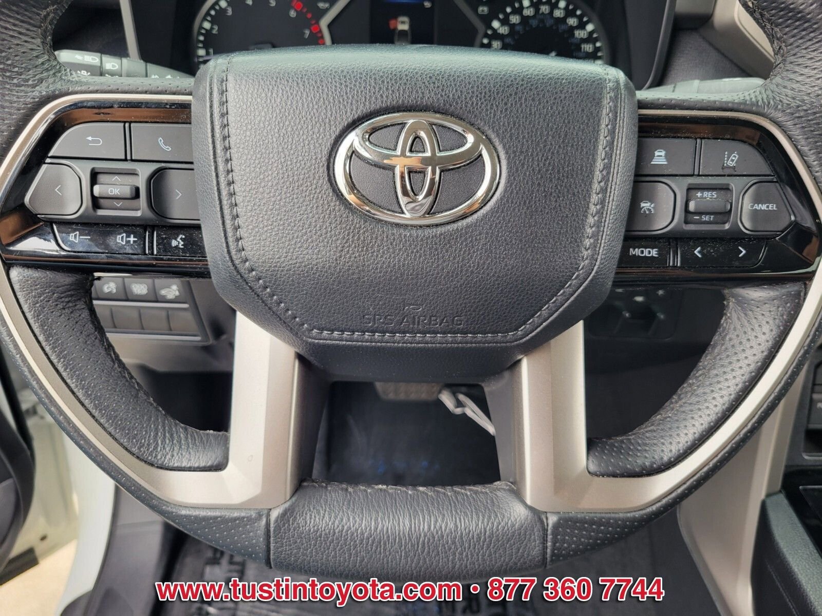 Used 2024 Toyota Tundra SR5 w/ SR5 Premium Package AWD/4WD image 18