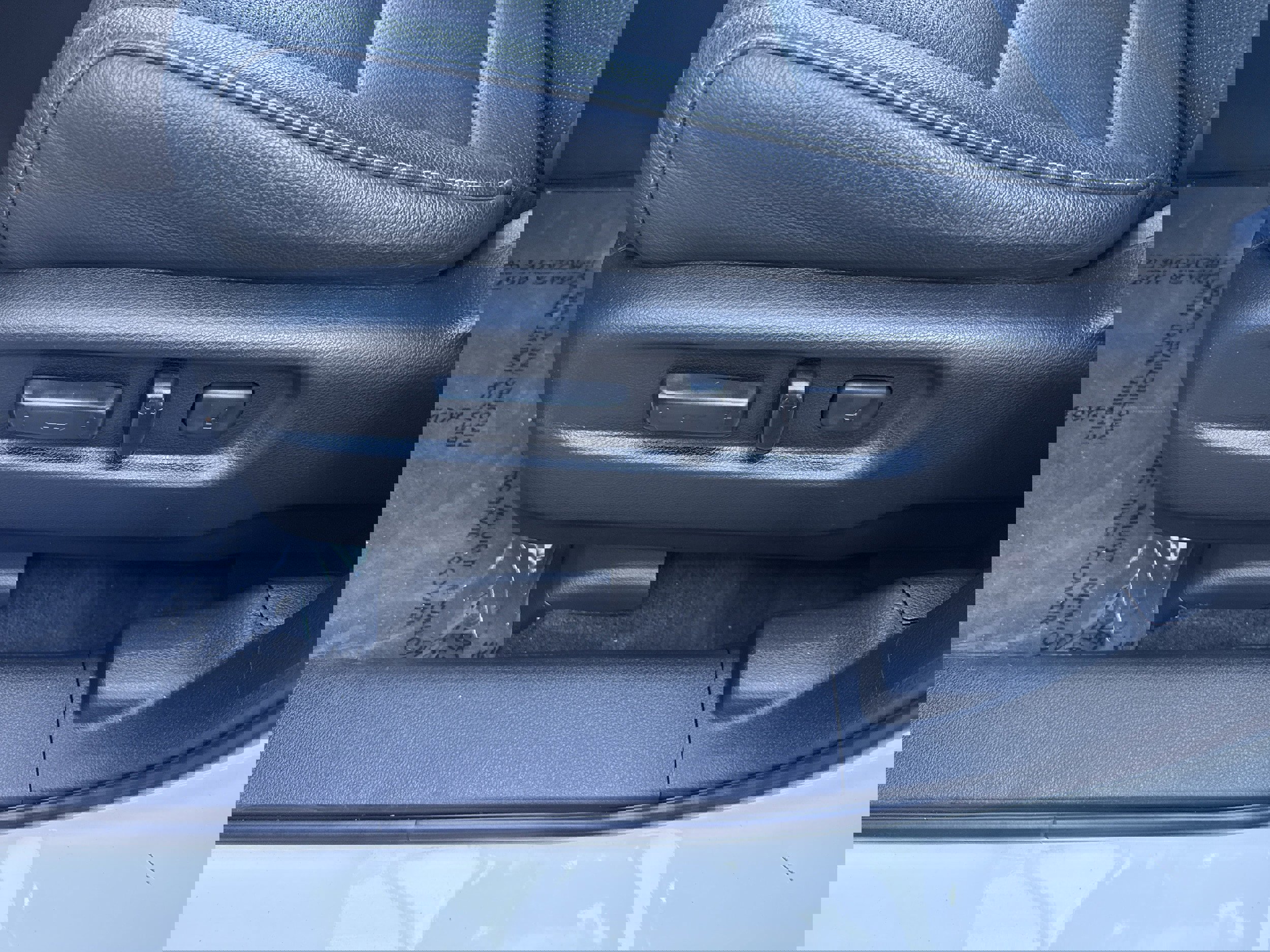 Used 2021 Honda Pilot Elite image 6