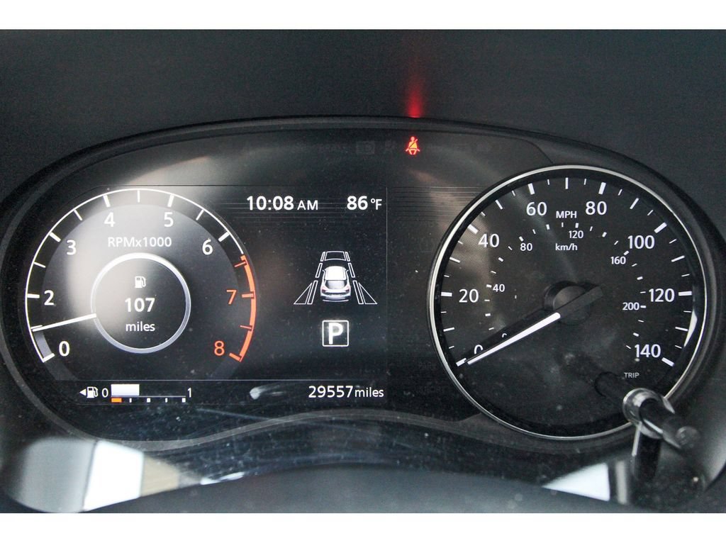 Used 2023 Nissan Kicks SR w/ SR Premium Package FWD image 9