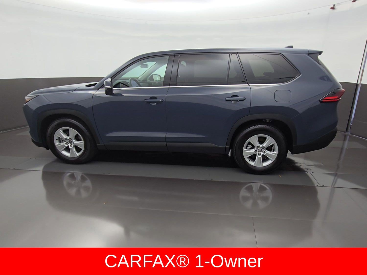 Certified 2025 Toyota Grand Highlander FWD image 5