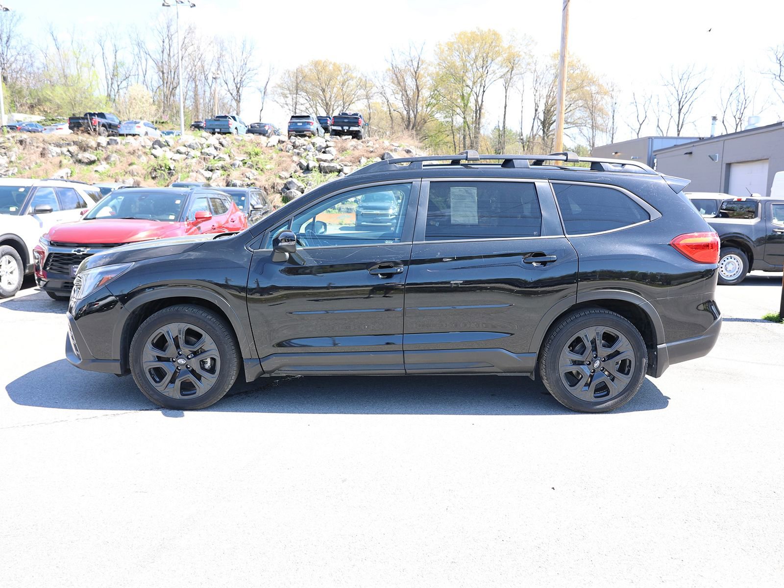 Used 2023 Subaru Ascent Onyx Edition AWD/4WD image 4
