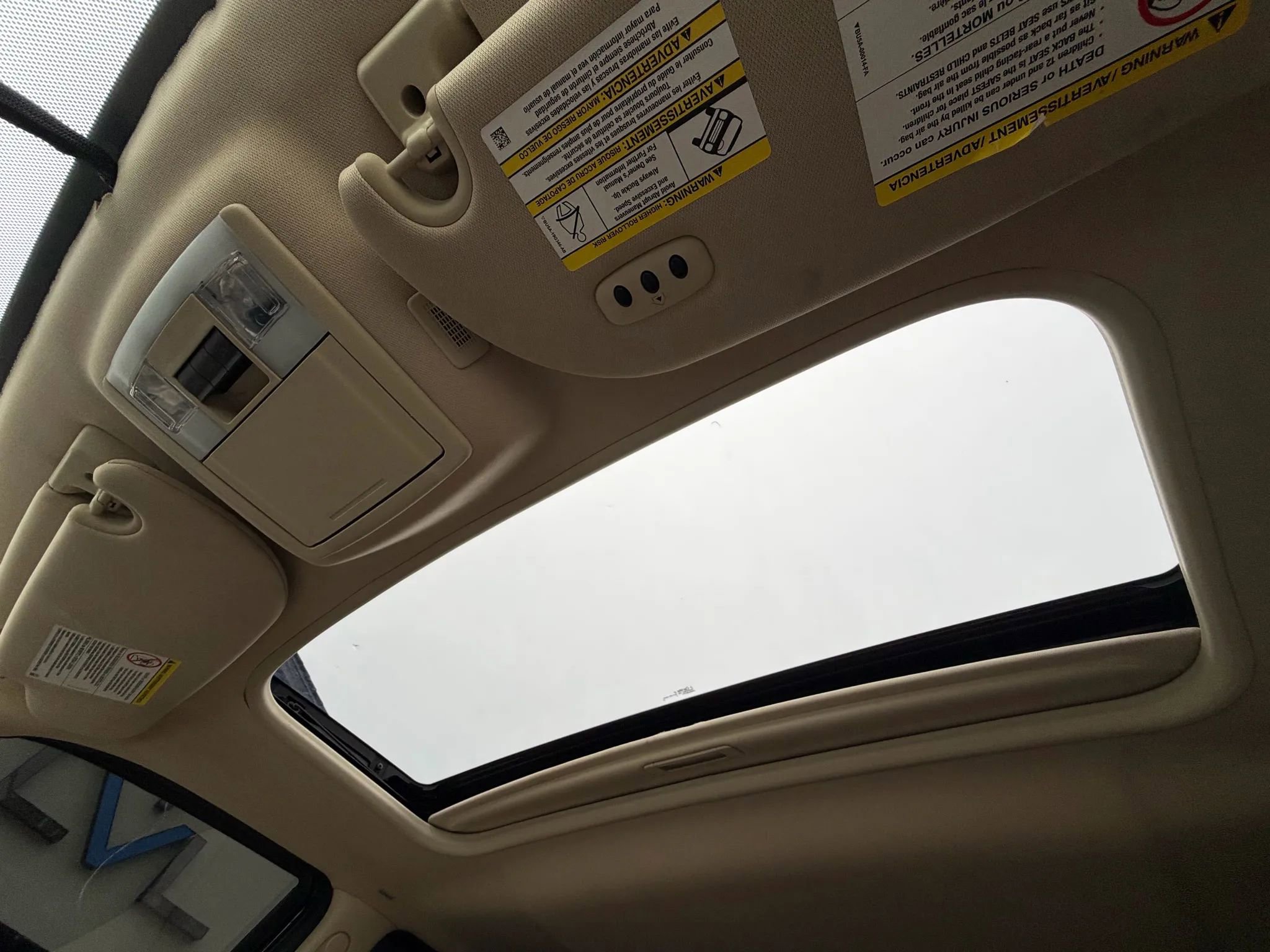 Used 2015 Lincoln Navigator L 4WD w/ Equipment Group 101A Reserve image 30