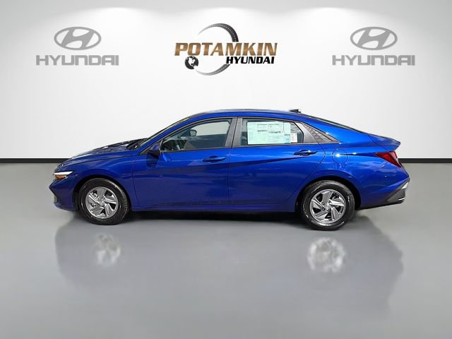 New 2026 Hyundai Elantra SE image 8