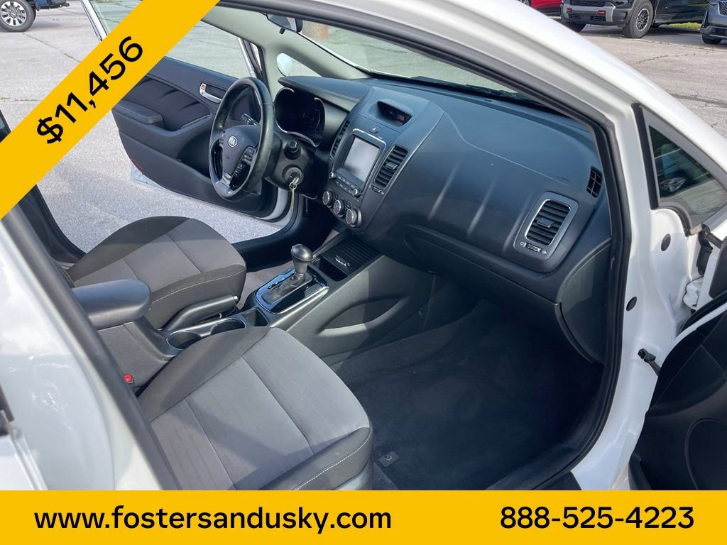 Used 2018 Kia Forte S FWD image 19