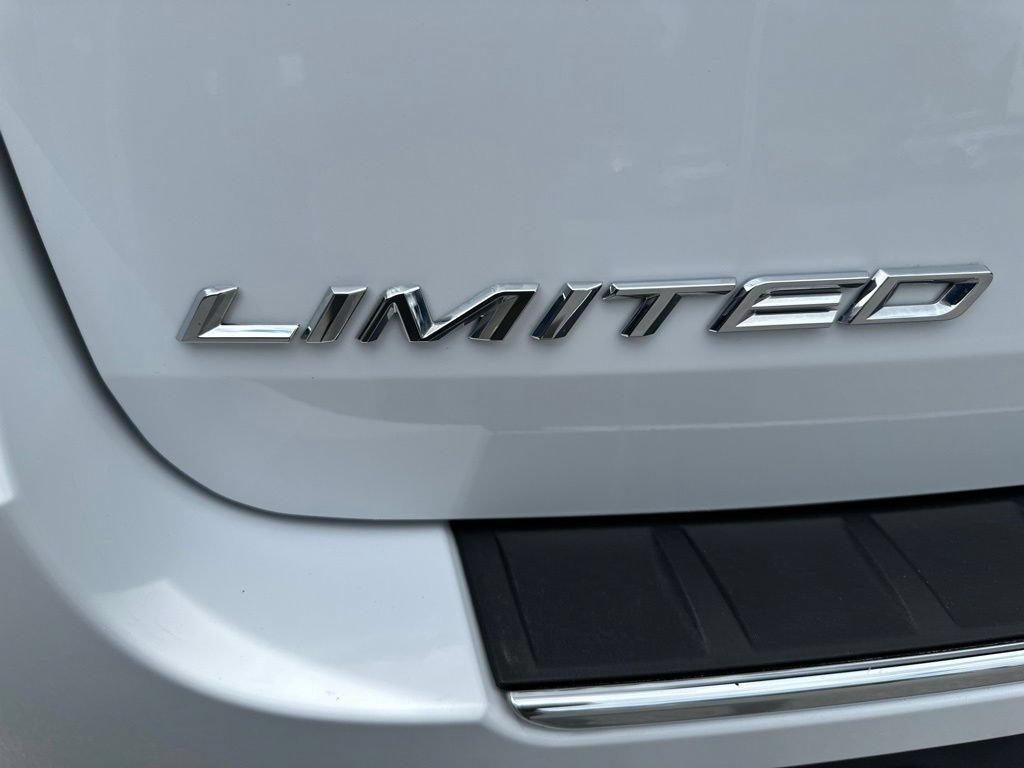 Certified 2021 Ford Explorer Limited w/ Equipment Group 301A AWD/4WD image 32