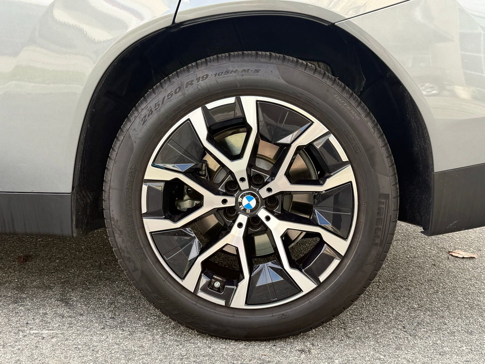 Used 2025 BMW X3 xDrive30i w/ Premium Package image 19