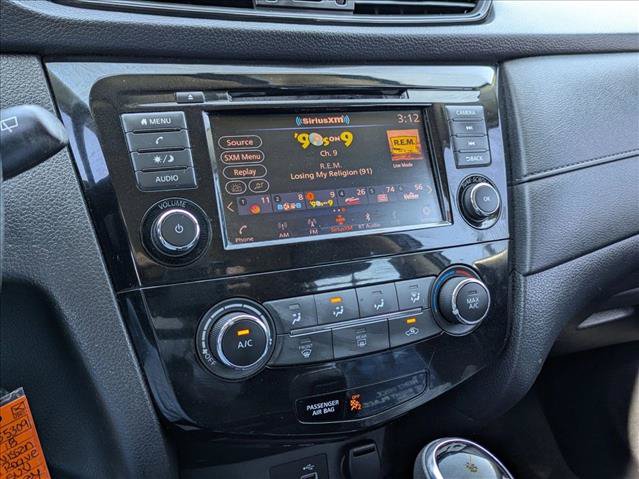 Used 2018 Nissan Rogue S FWD image 14
