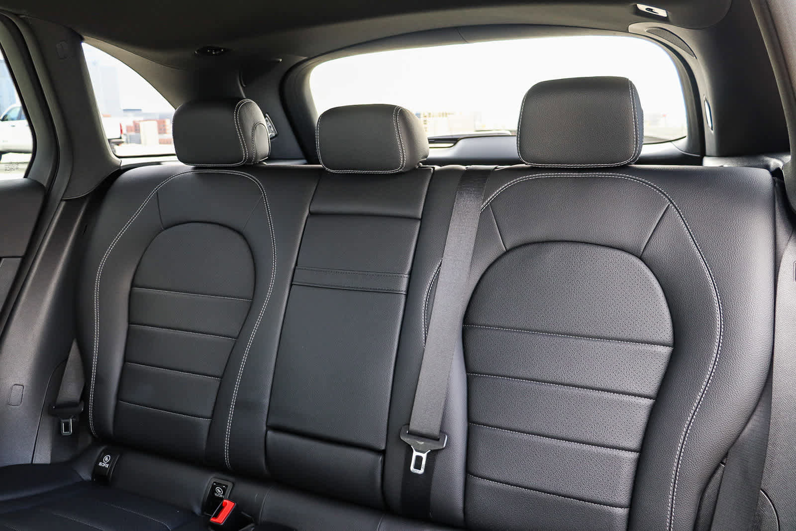 Used 2020 Mercedes-Benz GLC 300 image 25