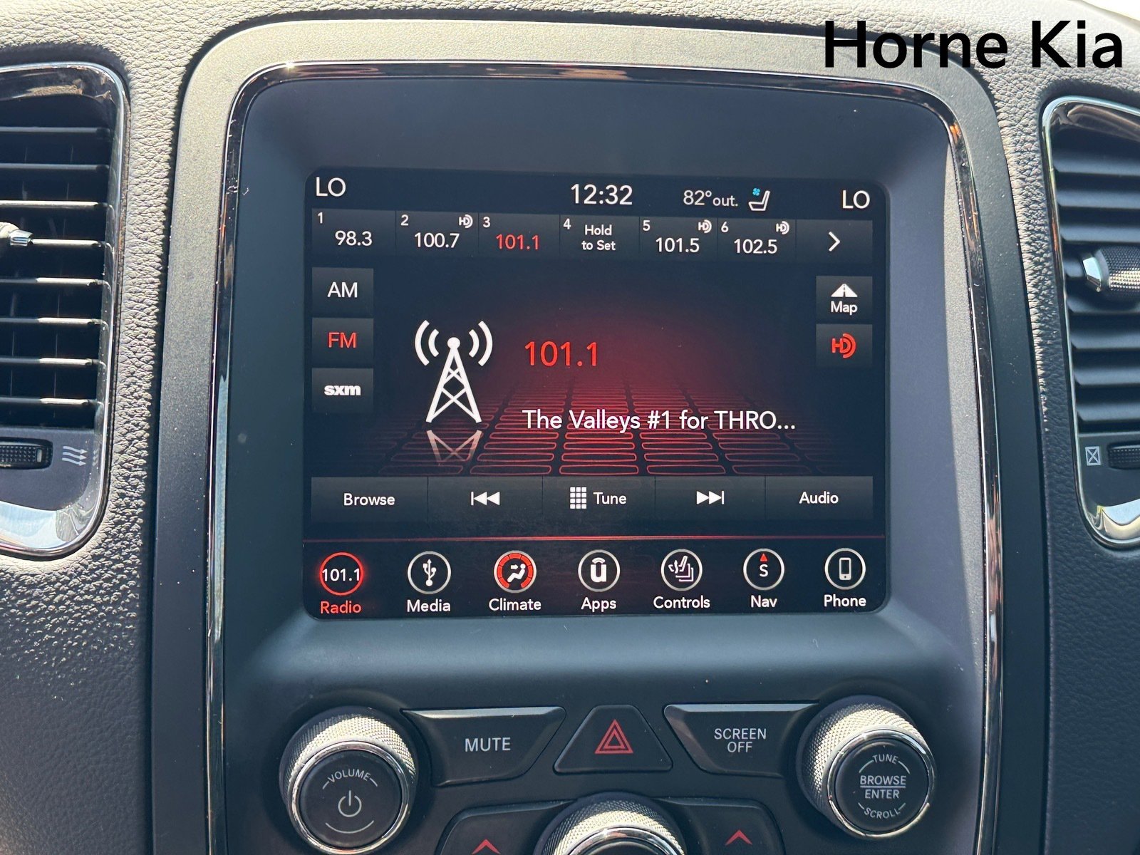 Used 2018 Dodge Durango R/T w/ Blacktop Package image 22