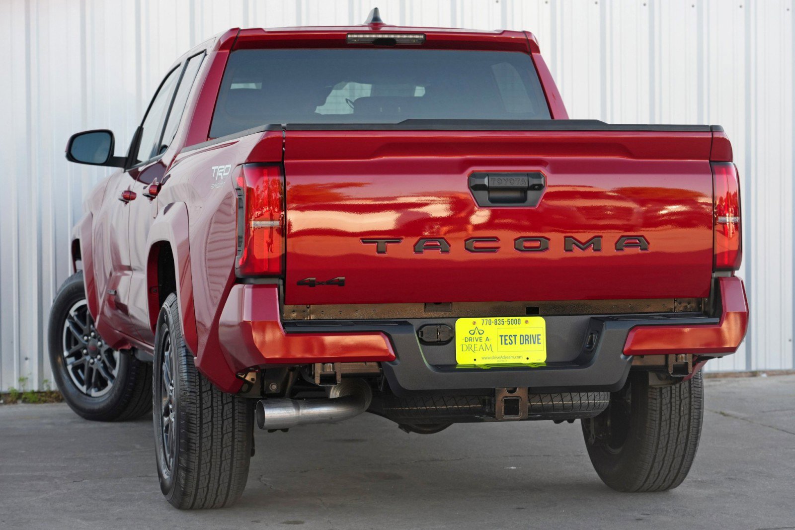 Used 2025 Toyota Tacoma TRD Sport AWD/4WD image 6