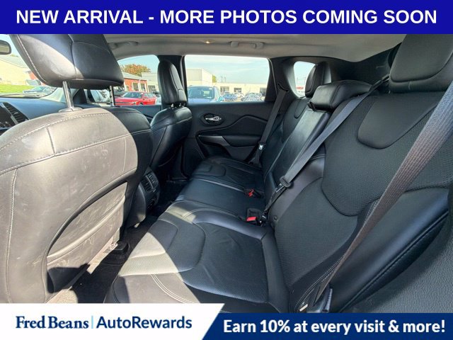 Used 2019 Jeep Cherokee Limited AWD/4WD image 11