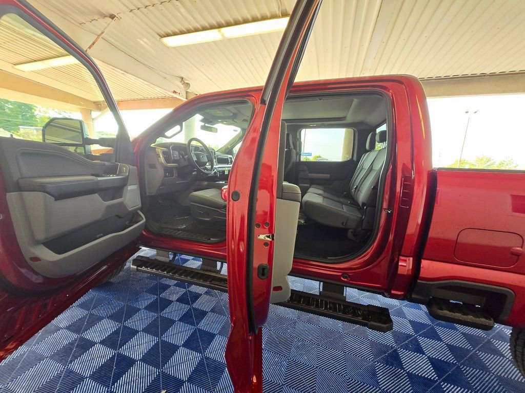 New 2026 Ford F350 XLT w/ XLT Premium Package image 22