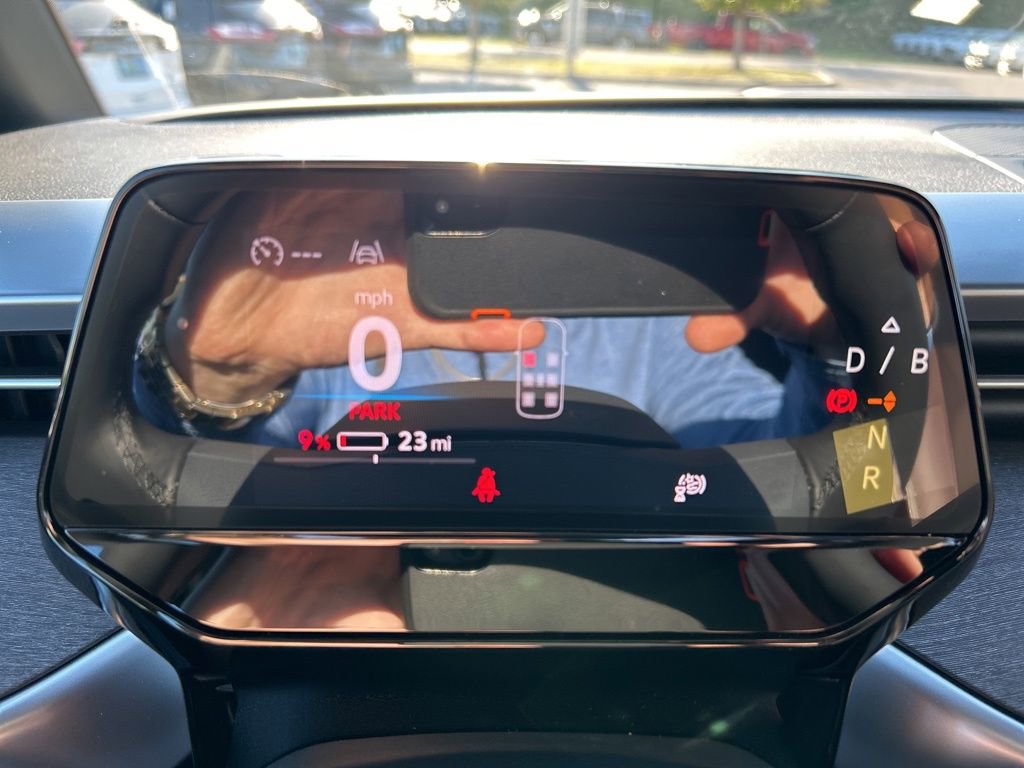 New 2025 Volkswagen ID. Buzz Pro S image 19