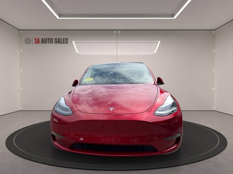 Used 2024 Tesla Model Y Long Range AWD/4WD image 8