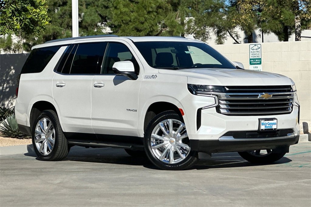 Used 2022 Chevrolet Tahoe High Country image 2