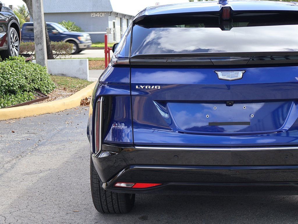 Used 2024 Cadillac Lyriq Tech w/ Driver Assist Package image 16