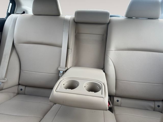 Used 2016 Subaru Legacy 2.5i Limited AWD/4WD image 12