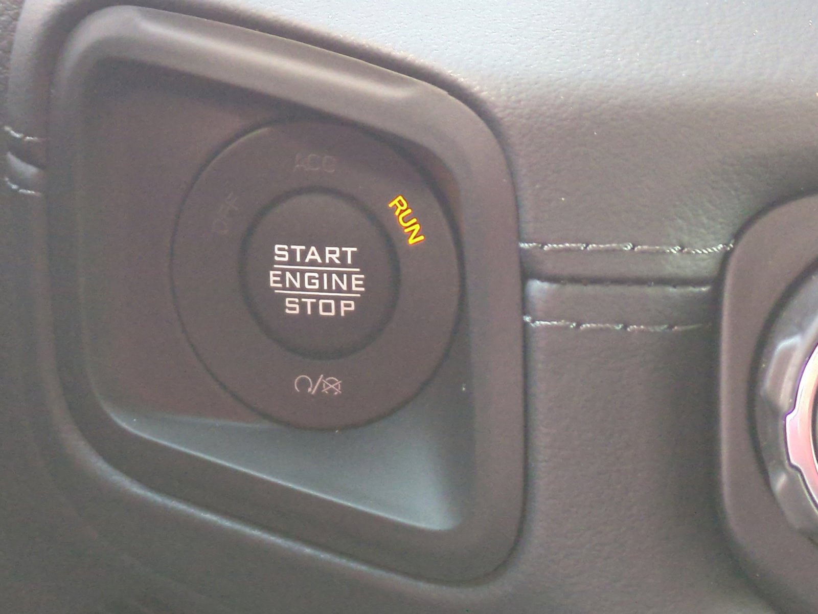 New 2026 Jeep Wrangler Unlimited Rubicon w/ Xtreme 35 Tire Package image 30