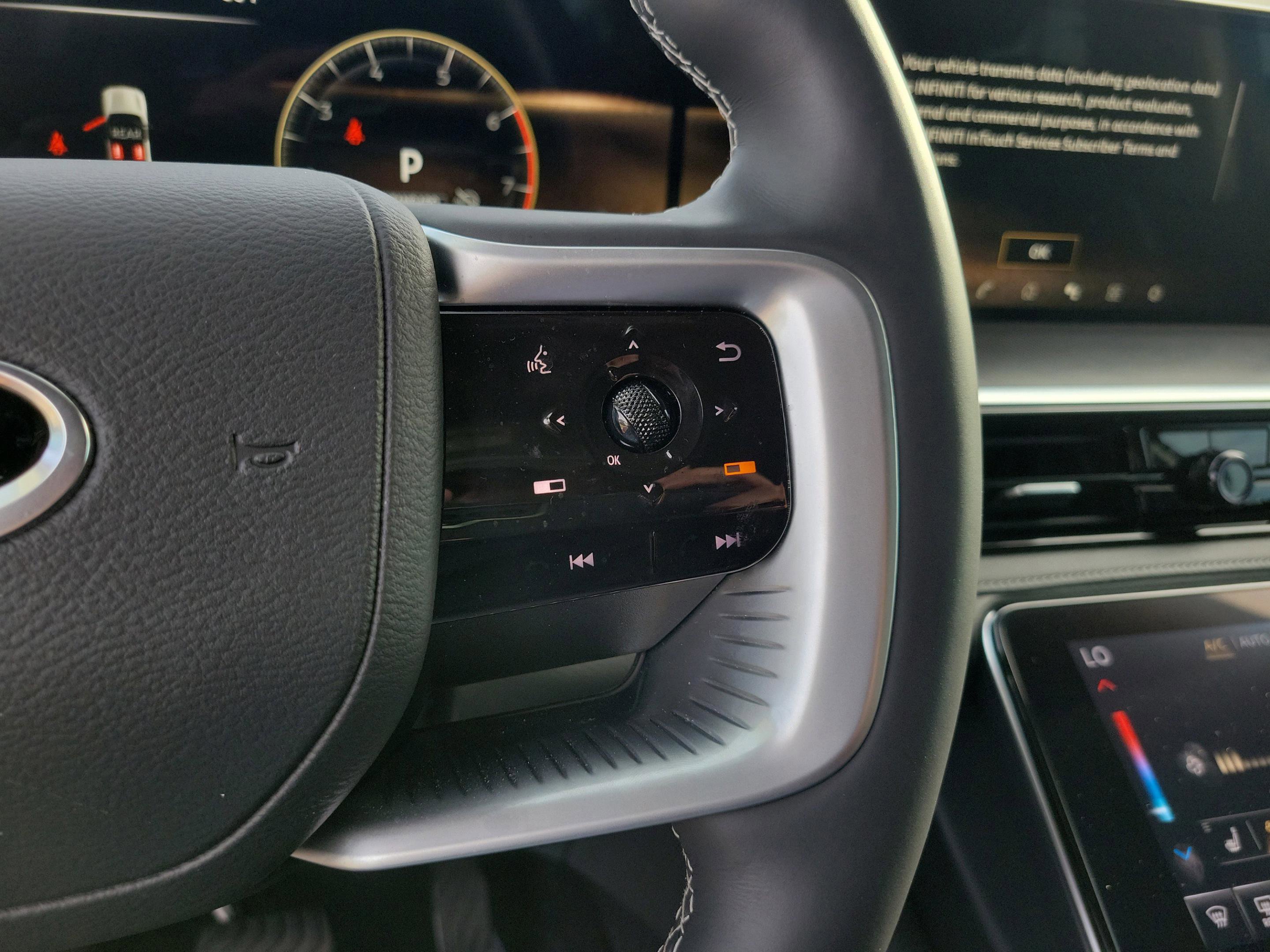 Used 2025 INFINITI QX80 Luxe image 9