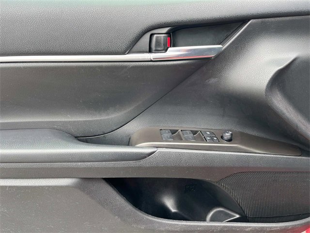 Used 2023 Toyota Camry LE image 22
