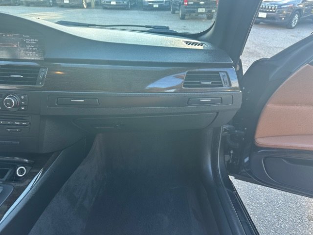 Used 2013 BMW 328i 328i Convertible - SULEV image 30