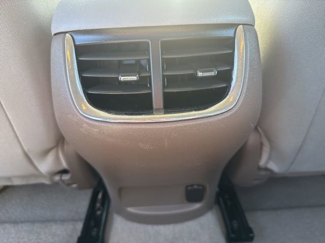 Used 2025 Chevrolet Malibu LT image 14